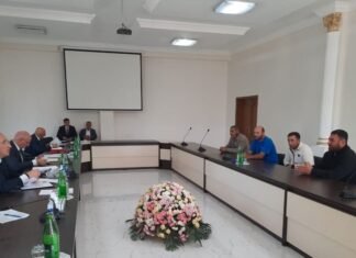 Muxtar Babayev Xaçmazda vətəndaşları qəbul edib Ekologiya və təbii sərvətlər naziri Muxtar Babayev Xaçmaz şəhərində yerləşən Tarix-Diyarşünaslıq Muzeyinin inzibati binasında vətəndaşları qəbul edib