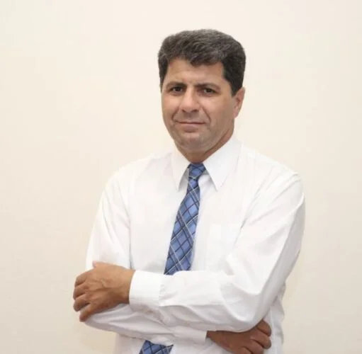 Xəzər Universitetinin Coğrafiya və ətraf mühit departamentinin müdiri, su üzrə mütəxəssis Rövşən Abbasov Xəzər Universitetinin Coğrafiya və ətraf mühit departamentinin müdiri, su üzrə mütəxəssis Rövşən Abbasov