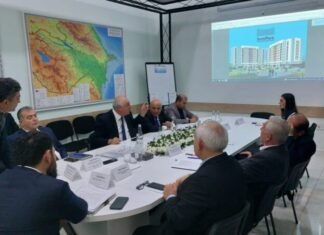 Sumqayıt şəhərində istismar müddətini başa vurmuş 3 yataqxana sökülür Sumqayıt şəhərində istismar müddətini başa vurmuş 3 yataqxana sökülür