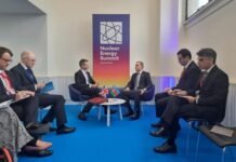 Azərbaycanla Birləşmiş Krallıq arasında COP29 çərçivəsində keçiriləcək tədbirlər və layihələr müzakirə olunub Azərbaycan Respublikasının xarici işlər naziri Ceyhun Bayramov və Birləşmiş Krallığın Enerji Təhlükəsizliyi və Sıfır Emissiya Nazirliyində nüvə enerjisi və alternativ enerji üzrə dövlət naziri Endryu Boui