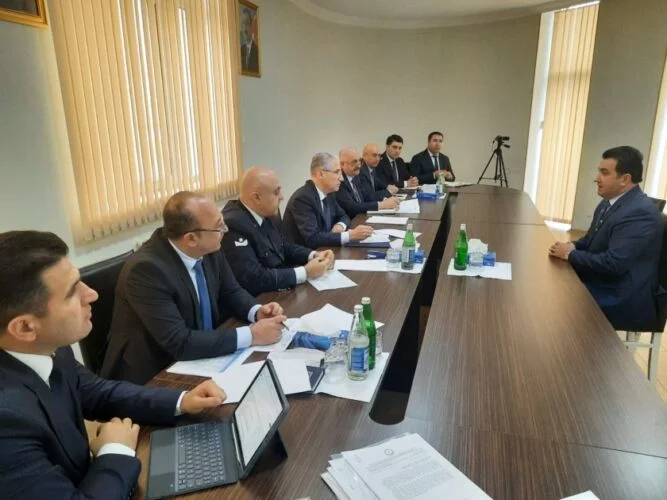 ekologiya və təbii sərvətlər naziri Muxtar Babayev Siyəzən şəhərində yerləşən Heydər Əliyev Mərkəzində vətəndaşları qəbul edib