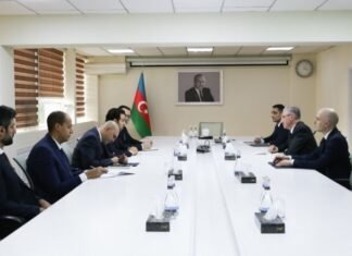 Müsəlman Ağsaqqalları Şurasının Baş katibi ilə COP29-a hazırlıq tədbirləri müzakirə olunub Azərbaycanda səfərdə olan Müsəlman Ağsaqqalları Şurasının Baş katibi Məhəmməd Əbdülsalam ilə ekologiya və təbii sərvətlər naziri Muxtar Babayev arasında görüş keçirilib