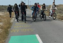 Gənc bioloqlar “Biz irəlidəyik” adlı ekoloji aksiya keçirib "Biz irəlidəyik" adlı ekoloji aksiya