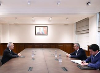 Prezident Administrasiyasının rəhbəri Beynəlxalq Enerji Agentliyinin icraçı direktoru ilə görüşüb Azərbaycan Respublikası Prezidentinin Administrasiyasının rəhbəri, COP29 üzrə Təşkilat Komitəsinin sədri Samir Nuriyev və Beynəlxalq Enerji Agentliyinin icraçı direktoru Fatih Birol