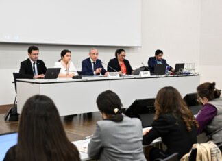 COP29 sədri Bonnda SIDS üzrə danışıqlar qrupu ilə görüşüb COP29 sədri Bonnda SIDS üzrə danışıqlar qrupu ilə görüşüb