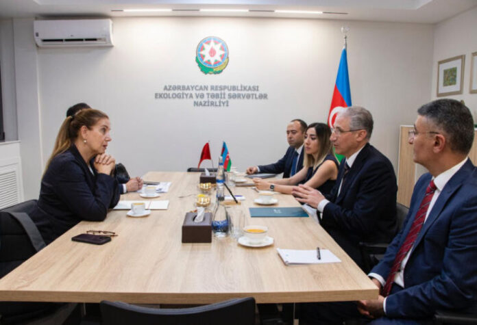 Albaniya Respublikasının ətraf mühit və turizm naziri xanım Mirela Kumbaro ilə ekologiya və təbii sərvətlər naziri Muxtar Babayev Albaniya Respublikasının ətraf mühit və turizm naziri xanım Mirela Kumbaro ilə ekologiya və təbii sərvətlər naziri Muxtar Babayev
