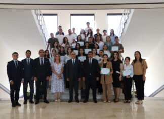 Naxçıvanda “Yaşıl dünya könüllüləri” mükafatlandırılıb Naxçıvanda “Yaşıl dünya könüllüləri” mükafatlandırılıb