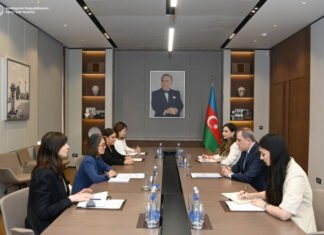 Ceyhun Bayramov BMT-nin regional direktoru ilə COP29-a hazırlıq işlərini müzakirə edib Azərbaycan Respublikasının xarici işlər naziri Ceyhun Bayramov və BMT-nin İnkişaf üzrə Əlaqələndirici Ofisinin Avropa və Mərkəzi Asiya üzrə regional direktoru Qvi-Yeop Son