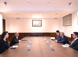 Prezident Administrasiyasının rəhbəri Samir Nuriyev BMT-nin İqlim Dəyişmələri üzrə Çərçivə Konvensiyasının icraçı katibi ilə görüşüb Azərbaycan Respublikası Prezidenti Administrasiyasının rəhbəri, COP29 üzrə Təşkilat Komitəsinin sədri Samir Nuriyev BMT-nin İqlim Dəyişmələri üzrə Çərçivə Konvensiyasının icraçı katibi Saymon Stil ilə görüşüb