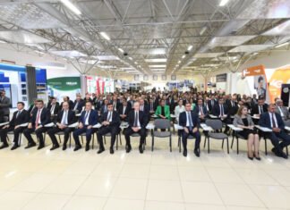 İqlim dəyişikliyi ilə mübarizəyə həsr olunan növbəti konfrans Naxçıvanda keçirilib “İqlim dəyişikliyi ilə mübarizədə görülən tədbirlər və iqlim dəyişikliklərinin ətraf mühitə təsirləri, alternativ enerjidən istifadə” mövzusuna həsr edilən konfrans