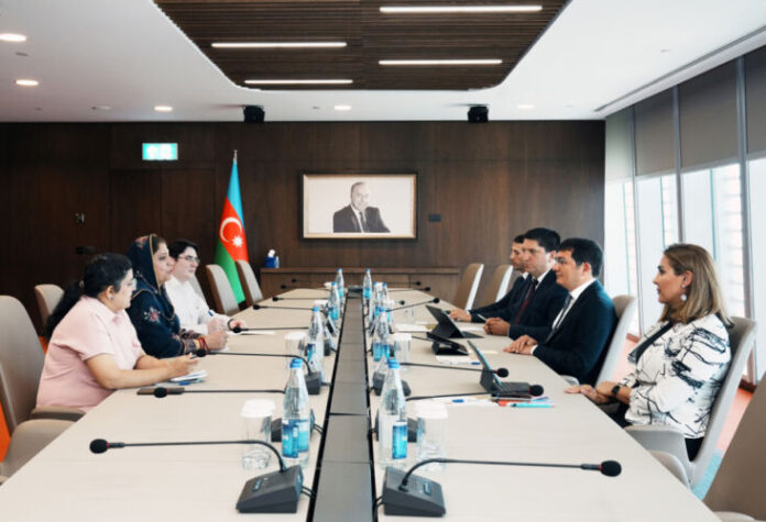 İqtisadiyyat nazirinin birinci müavini Elnur Əliyev Beynəlxalq Parlamentarilər Konqresinin (İPC) nümayəndə heyəti ilə görüşüb