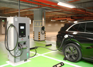 “SOCAR Tower”in yeraltı avtomobil dayanacağında elektrik doldurma məntəqəsi istifadəyə verilib “SOCAR Tower”in yeraltı avtomobil dayanacağında elektrik doldurma məntəqəsi