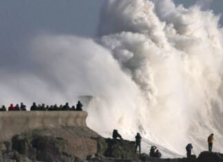 “Eovin” qasırğası Şimali İrlandiyada 75 mindən çox evi işıqsız qoyub “Eovin” qasırğası