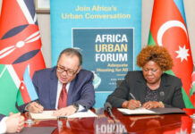 WUF13-ün ev sahibi Azərbaycan Afrika ölkələrini şəhərsalmanın inkişafı üzrə fəaliyyətlərinə dəstək verir Keniyanın torpaq, ictimai işlər, mənzil və şəhər inkişafı naziri xanım Alis Vahome və Azərbaycanın Keniyadakı səfiri, eyni zamanda, BMT-nin Məskunlaşma Proqramı (UN-Habitat) yanında ölkəmizin daimi nümayəndəsi Sultan Hacıyev AİDA-nın maliyyə töhfəsini rəsmiləşdirən sənəd imzalayıb