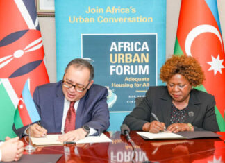 WUF13-ün ev sahibi Azərbaycan Afrika ölkələrini şəhərsalmanın inkişafı üzrə fəaliyyətlərinə dəstək verir Keniyanın torpaq, ictimai işlər, mənzil və şəhər inkişafı naziri xanım Alis Vahome və Azərbaycanın Keniyadakı səfiri, eyni zamanda, BMT-nin Məskunlaşma Proqramı (UN-Habitat) yanında ölkəmizin daimi nümayəndəsi Sultan Hacıyev AİDA-nın maliyyə töhfəsini rəsmiləşdirən sənəd imzalayıb